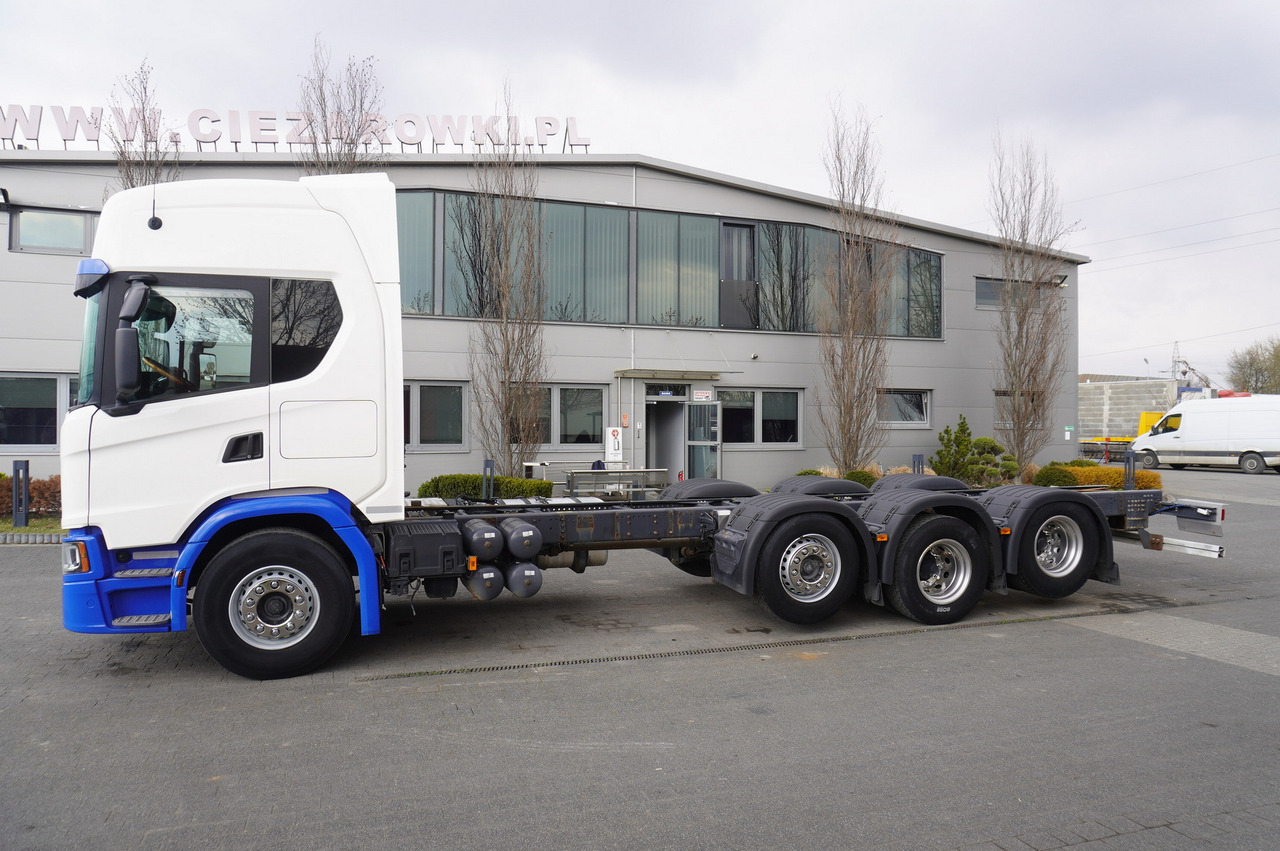 SCANIA G500 8x2 / 2nd axis steered / Chassis 8.35 m / 2021 - Camion şasiu: Foto 3 SCANIA G500 8x2 / 2nd axis steered / Chassis 8.35 m / 2021 - Camion şasiu: Foto 3