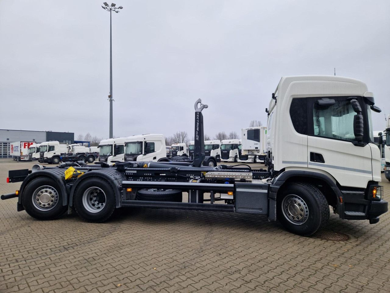 SCANIA P420 B6x2*4 / Meiller Kipper Tectrum RS 21 hooklift / 2025 / no mileage! - Camion cu cârlig: Foto 1 SCANIA P420 B6x2*4 / Meiller Kipper Tectrum RS 21 hooklift / 2025 / no mileage! - Camion cu cârlig: Foto 1