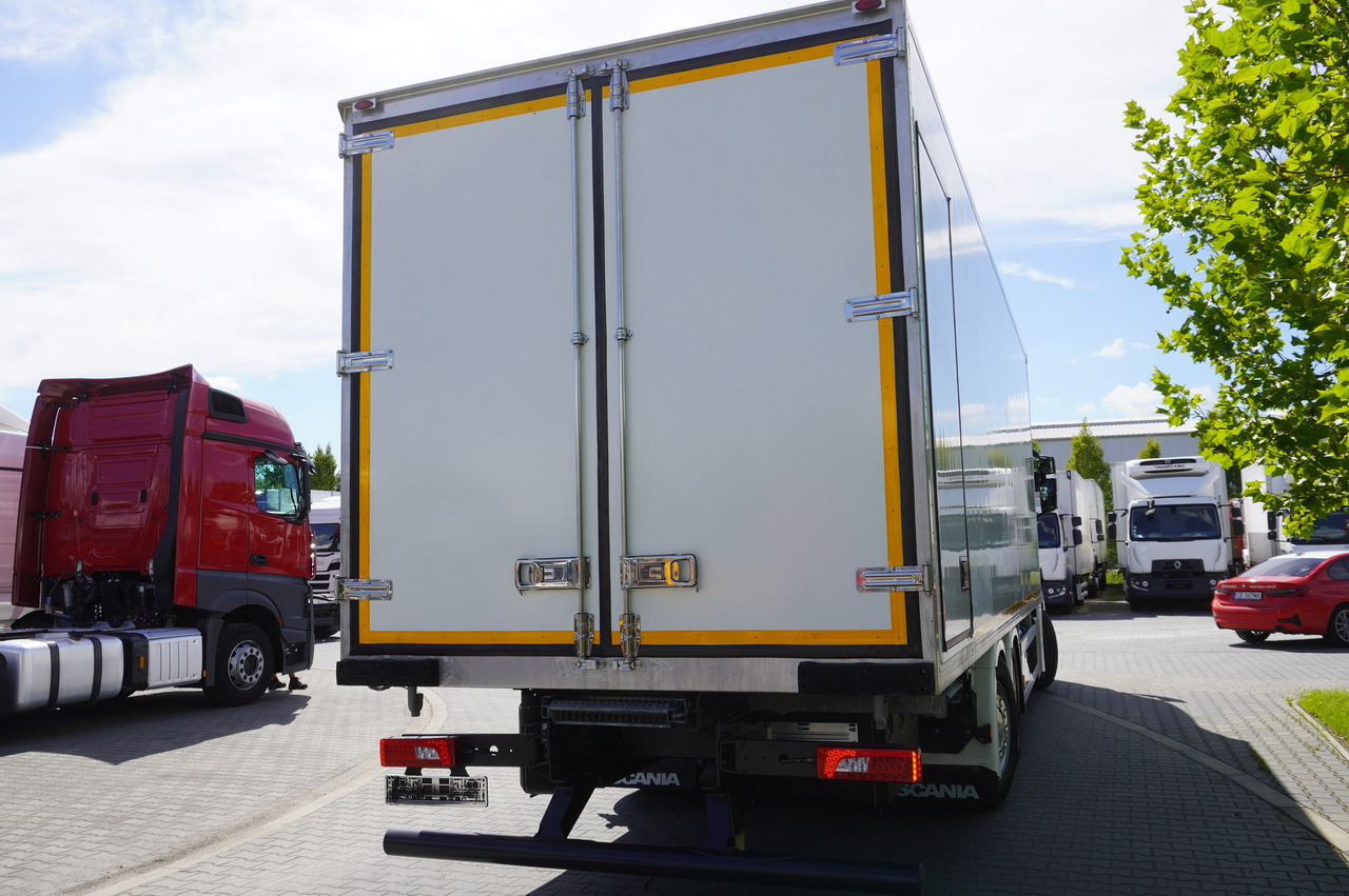 SCANIA R500 / Lecapitaine refrigerator 20 EPAL / Carrier Supra 950 / Steered 3rd axle - Camion frigider: Foto 4 SCANIA R500 / Lecapitaine refrigerator 20 EPAL / Carrier Supra 950 / Steered 3rd axle - Camion frigider: Foto 4