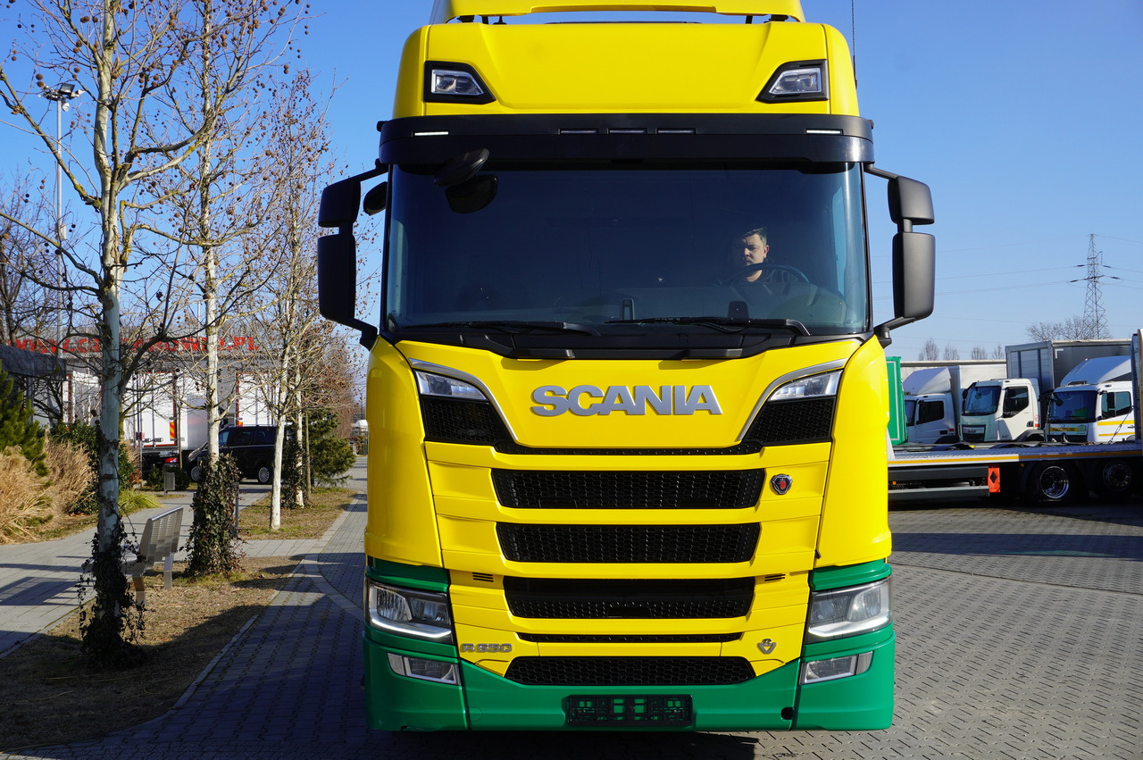 SCANIA R650 V8 8x4/4 E6 / 2020 / Frame 9.7 m! - Camion cu macara: Foto 3 SCANIA R650 V8 8x4/4 E6 / 2020 / Frame 9.7 m! - Camion cu macara: Foto 3