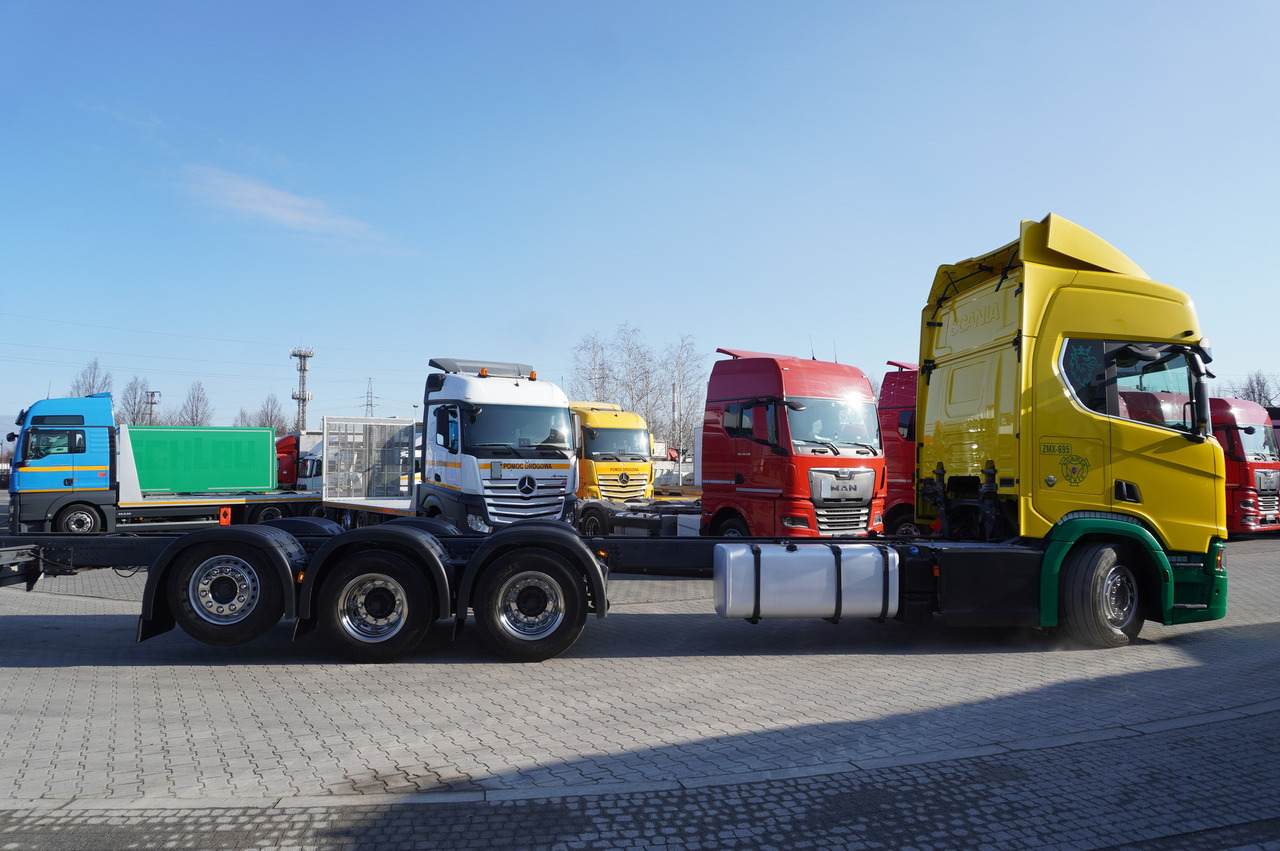 SCANIA R650 V8 8x4/4 E6 / 2020 / Frame 9.7 m! - Camion cu macara: Foto 4 SCANIA R650 V8 8x4/4 E6 / 2020 / Frame 9.7 m! - Camion cu macara: Foto 4
