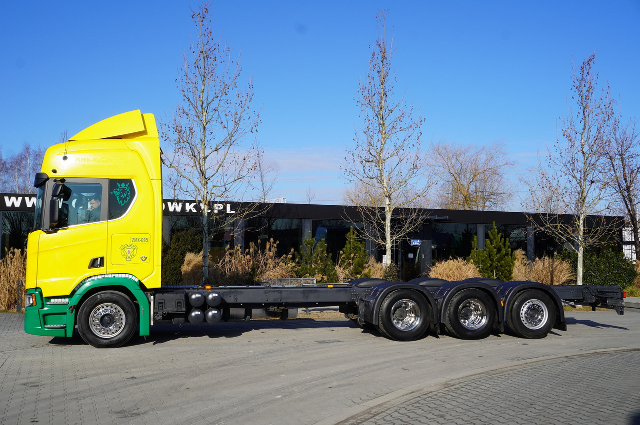 SCANIA R650 V8 8x4/4 E6 / 2020 / Frame 9.7 m! - Camion cu macara: Foto 2 SCANIA R650 V8 8x4/4 E6 / 2020 / Frame 9.7 m! - Camion cu macara: Foto 2