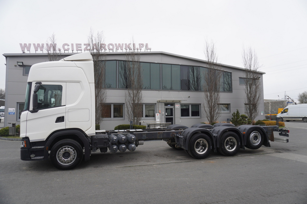 Scania G540 8x4 / Chassis 8.7 m / Steered axle / 2021 - Camion cu macara: Foto 3 Scania G540 8x4 / Chassis 8.7 m / Steered axle / 2021 - Camion cu macara: Foto 3