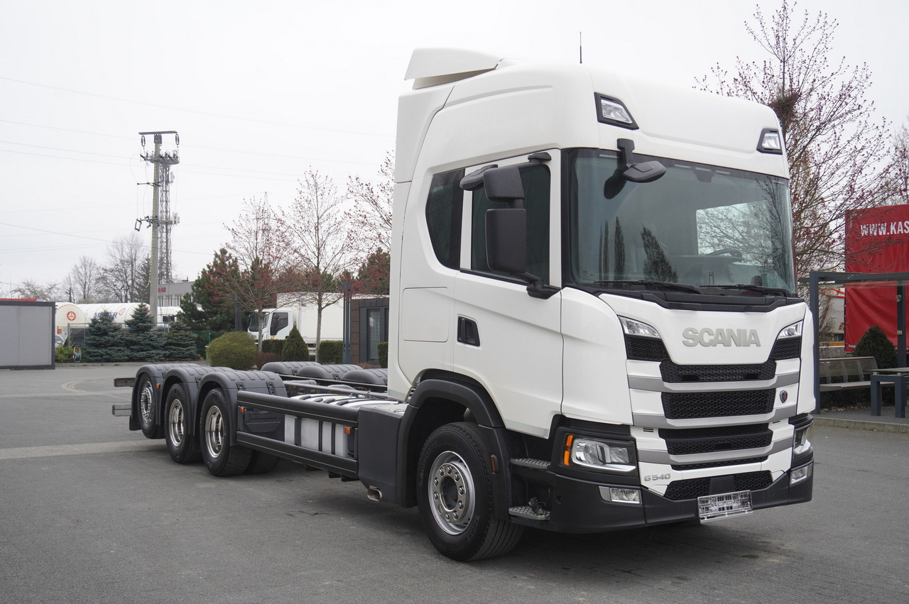 Scania G540 8x4 / Chassis 8.7 m / Steered axle / 2021 - Camion şasiu: Foto 1 Scania G540 8x4 / Chassis 8.7 m / Steered axle / 2021 - Camion şasiu: Foto 1
