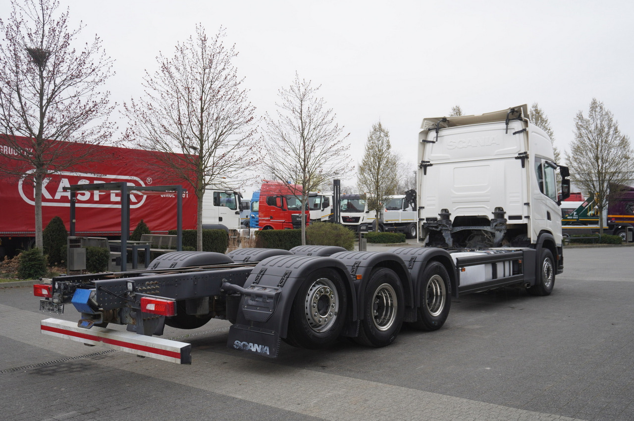 Scania G540 8x4 / Chassis 8.7 m / Steered axle / 2021 - Camion şasiu: Foto 5 Scania G540 8x4 / Chassis 8.7 m / Steered axle / 2021 - Camion şasiu: Foto 5