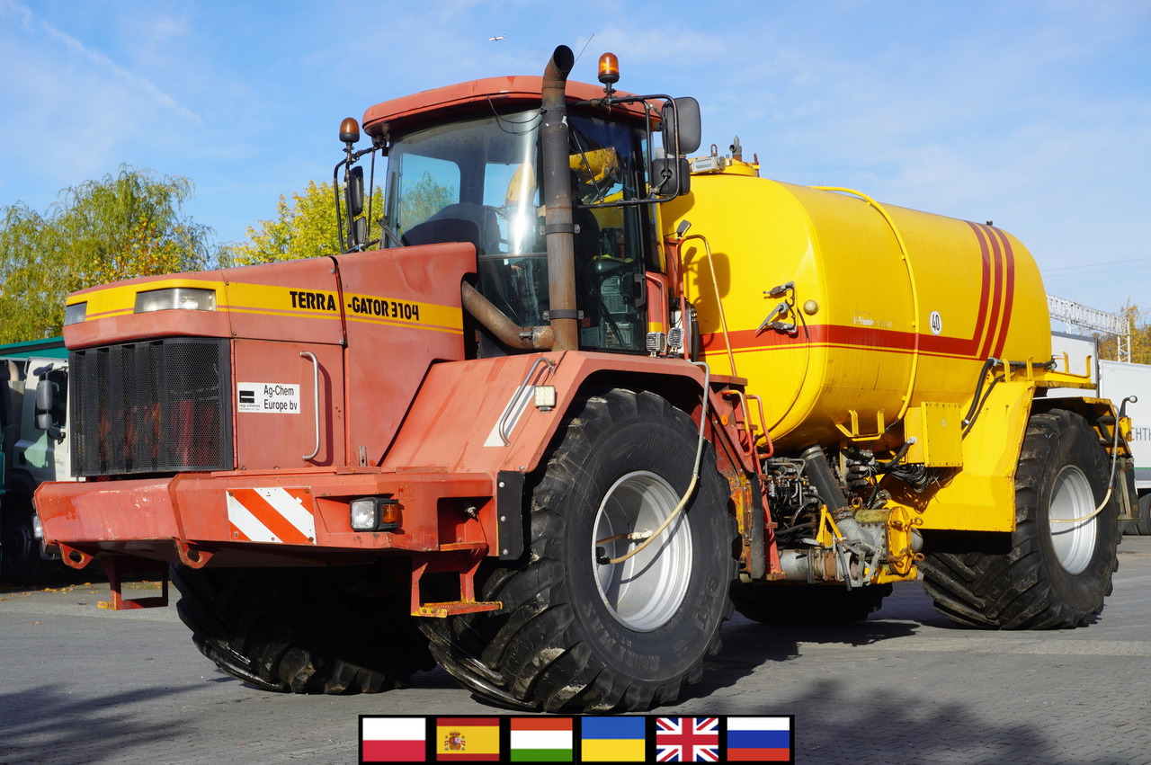 TERRA-GATOR TG 3104 Self-propelled liquid manure spreader - Maşină de împrăştiat gunoi de grajd: Foto 1 TERRA-GATOR TG 3104 Self-propelled liquid manure spreader - Maşină de împrăştiat gunoi de grajd: Foto 1
