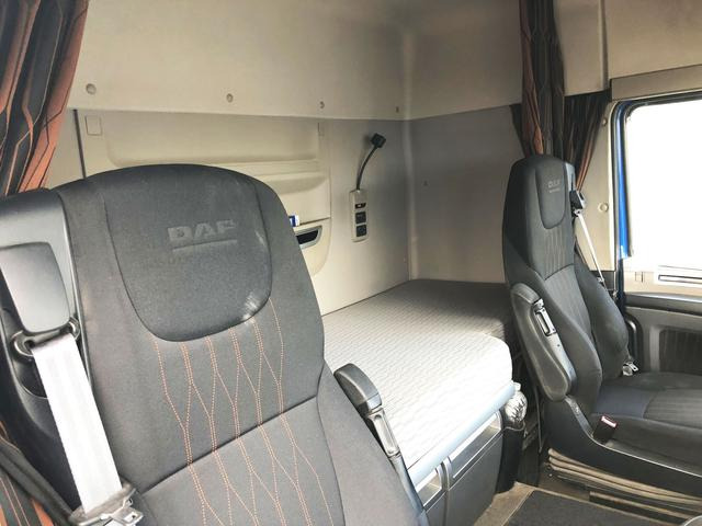DAF XF 450 FT SC, Hydraulik, Standklima, Navigation - Cap tractor: Foto 3 DAF XF 450 FT SC, Hydraulik, Standklima, Navigation - Cap tractor: Foto 3