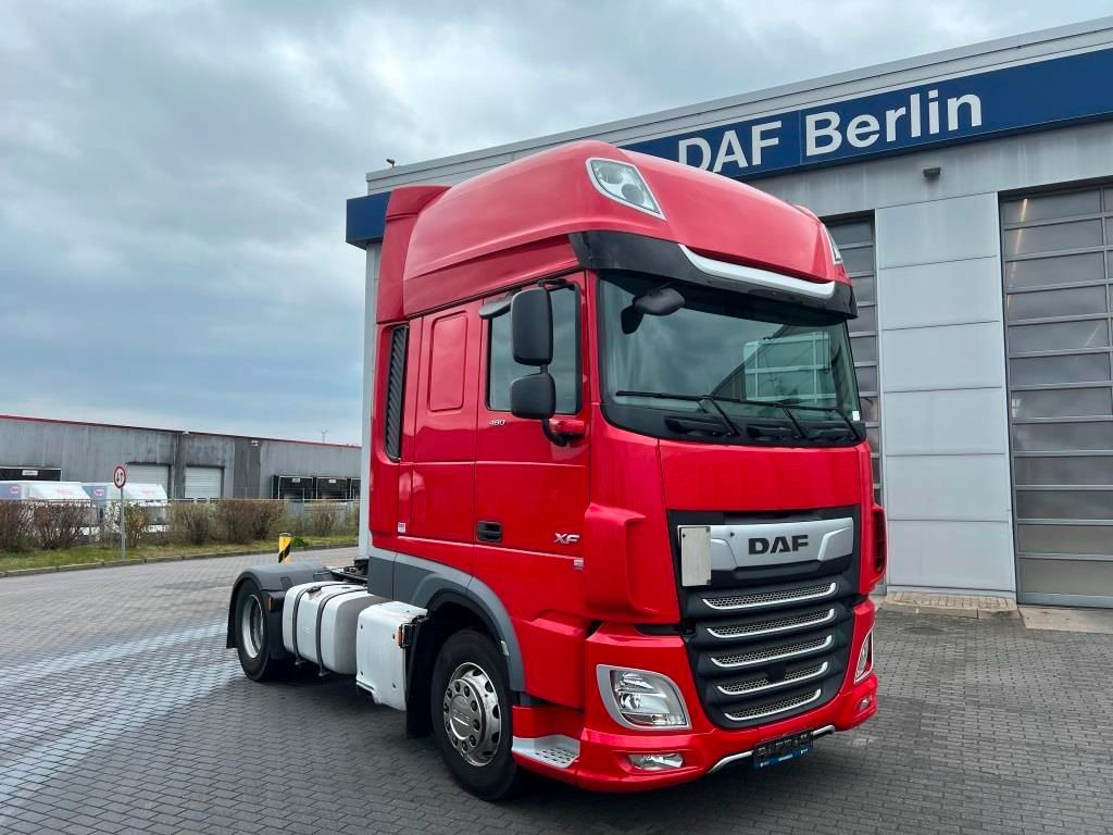 DAF XF 480 FT SSC MX-Engine Brake ADR-AT 2 x Tank - Cap tractor: Foto 1 DAF XF 480 FT SSC MX-Engine Brake ADR-AT 2 x Tank - Cap tractor: Foto 1