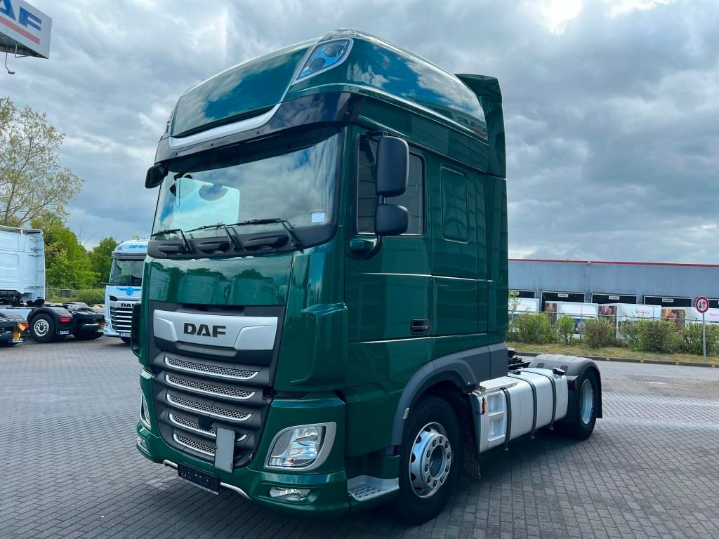 DAF XF 480 FT SSC Retarder Standklima 2xTank 1.185 L - Cap tractor: Foto 2 DAF XF 480 FT SSC Retarder Standklima 2xTank 1.185 L - Cap tractor: Foto 2