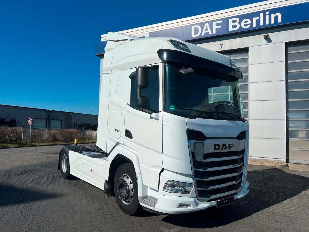DAF XFn 480 FT Intarder 2xTank 1.105 L Vollspoiler - Cap tractor: Foto 1 DAF XFn 480 FT Intarder 2xTank 1.105 L Vollspoiler - Cap tractor: Foto 1
