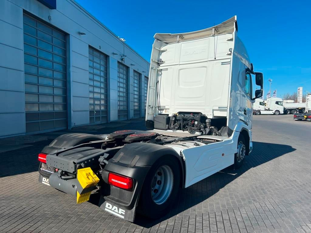 DAF XFn 480 FT Intarder 2xTank 1.105 L nur 106 tkm - Cap tractor: Foto 4 DAF XFn 480 FT Intarder 2xTank 1.105 L nur 106 tkm - Cap tractor: Foto 4