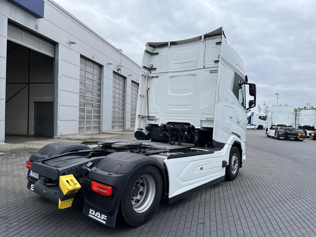 DAF XG+ 480 FT TraXon Intarder Standklima 2 x Tank - Cap tractor: Foto 4 DAF XG+ 480 FT TraXon Intarder Standklima 2 x Tank - Cap tractor: Foto 4