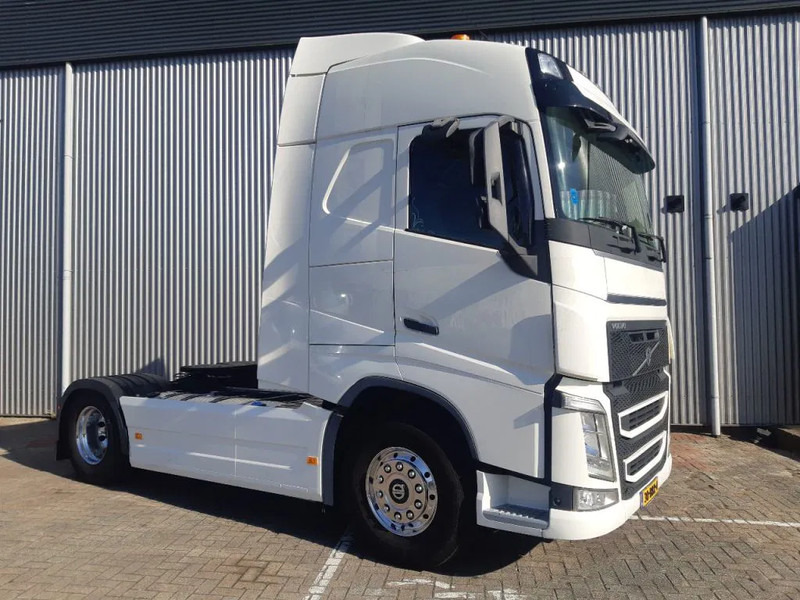 Volvo FH 4 Globetrotter 460 PK Euro 5 VEB - Cap tractor: Foto 2 Volvo FH 4 Globetrotter 460 PK Euro 5 VEB - Cap tractor: Foto 2