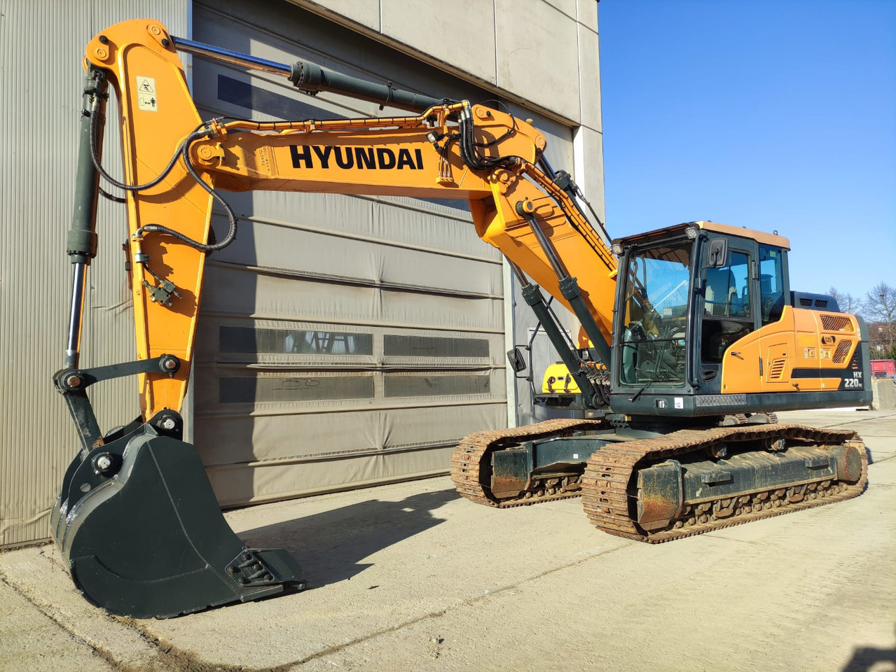 HYUNDAI HX220NL - Excavator pe şenile: Foto 1 HYUNDAI HX220NL - Excavator pe şenile: Foto 1