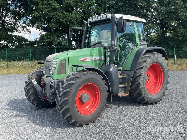 2001 Fendt Favorit 712 Vario 4WD Tractor - Tractor agricol: Foto 2 2001 Fendt Favorit 712 Vario 4WD Tractor - Tractor agricol: Foto 2
