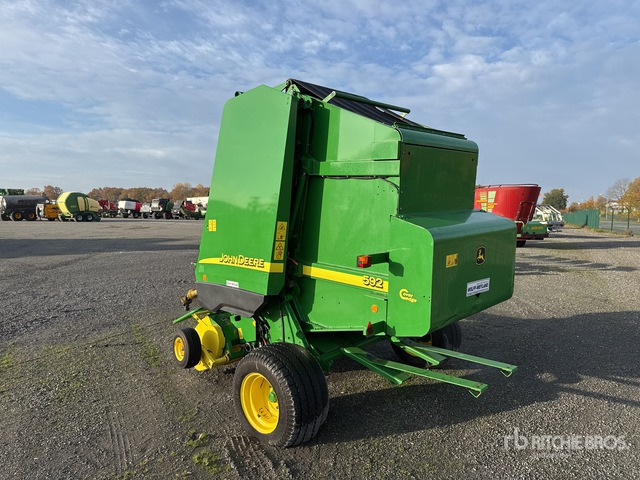 2002 John Deere 592 Round Baler - Presă baloţi rotunzi: Foto 4 2002 John Deere 592 Round Baler - Presă baloţi rotunzi: Foto 4