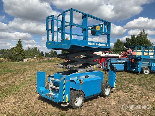 2007 Genie GS2668RT 4x4 Diesel Scissor Lift - Platforma foarfeca: Foto 2 2007 Genie GS2668RT 4x4 Diesel Scissor Lift - Platforma foarfeca: Foto 2