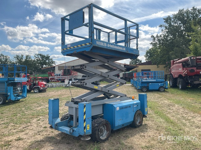 2007 Genie GS2668RT 4x4 Diesel Scissor Lift - Platforma foarfeca: Foto 3 2007 Genie GS2668RT 4x4 Diesel Scissor Lift - Platforma foarfeca: Foto 3