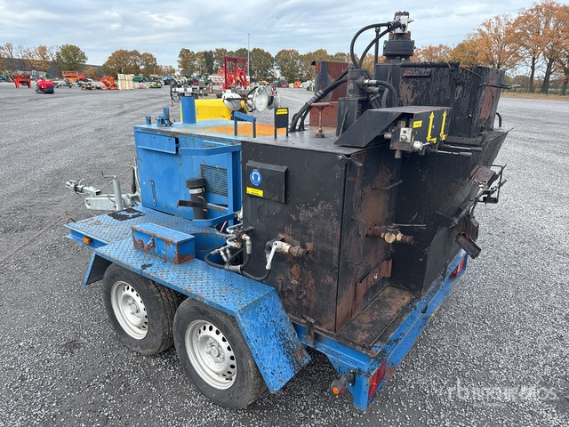 2010 Richard Rupprecht GmbH 230-RW Asphalt Distributor Trailer - Gudronator: Foto 2 2010 Richard Rupprecht GmbH 230-RW Asphalt Distributor Trailer - Gudronator: Foto 2