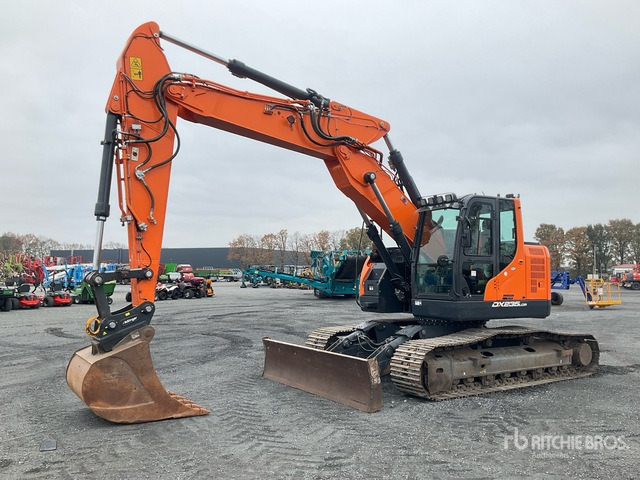 2019 Doosan DX235 LCR-5 Tracked Excavator - Excavator pe şenile: Foto 1 2019 Doosan DX235 LCR-5 Tracked Excavator - Excavator pe şenile: Foto 1