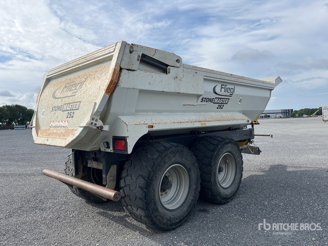 2020 fliegl Stone-Master 252 T/A End Dump Trailer - Tocător resturi vegetale/ Mulcer: Foto 4 2020 fliegl Stone-Master 252 T/A End Dump Trailer - Tocător resturi vegetale/ Mulcer: Foto 4
