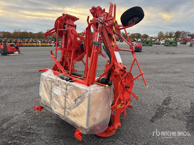 2022 Kuhn GF8700 (Unused) Hay Tedder - Maşină de întors fânul: Foto 3 2022 Kuhn GF8700 (Unused) Hay Tedder - Maşină de întors fânul: Foto 3