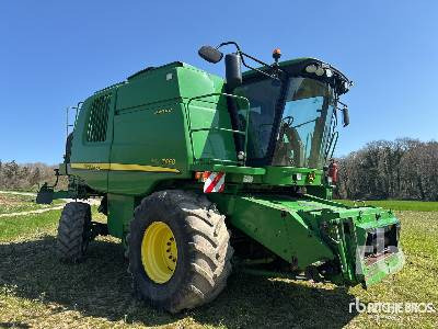 JOHN DEERE T660 HILLMASTER 4x4 - Combină de recoltat cereale: Foto 4 JOHN DEERE T660 HILLMASTER 4x4 - Combină de recoltat cereale: Foto 4