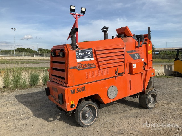 1998 Wirtgen W500 Cold Planer - Utilaje pentru frezare: Foto 1 1998 Wirtgen W500 Cold Planer - Utilaje pentru frezare: Foto 1