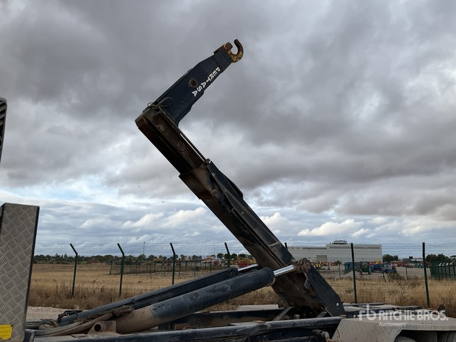 2004 Volvo FM12-280 6x2 Hooklift Truck - Camion cu cârlig: Foto 5 2004 Volvo FM12-280 6x2 Hooklift Truck - Camion cu cârlig: Foto 5