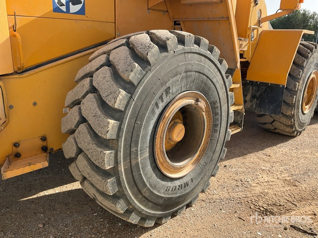 2005 Volvo L180E Wheel Loader - Încărcător frontal pe pneuri: Foto 5 2005 Volvo L180E Wheel Loader - Încărcător frontal pe pneuri: Foto 5