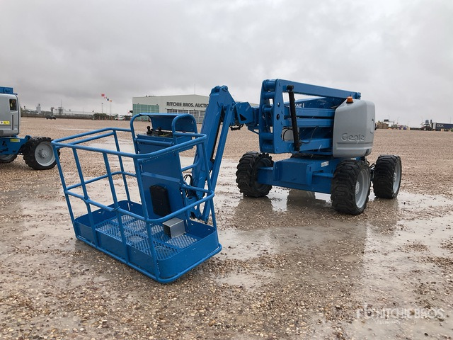 2007 Genie Z45/25 4WD Diesel Articulating Boom Lift - Nacela articulata: Foto 3 2007 Genie Z45/25 4WD Diesel Articulating Boom Lift - Nacela articulata: Foto 3