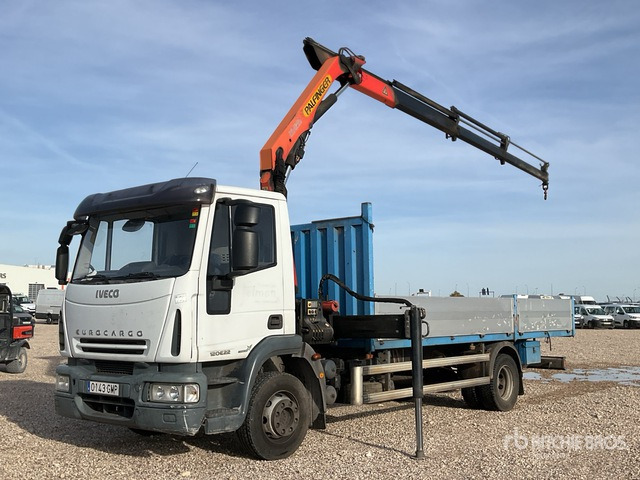 2008 Iveco Eurocargo 120E22 2005 Palfinger PK7501 Articulat ... Flatbed Truck with Crane - Camion platformă, Camion cu macara: Foto 1 2008 Iveco Eurocargo 120E22 2005 Palfinger PK7501 Articulat ... Flatbed Truck with Crane - Camion platformă, Camion cu macara: Foto 1