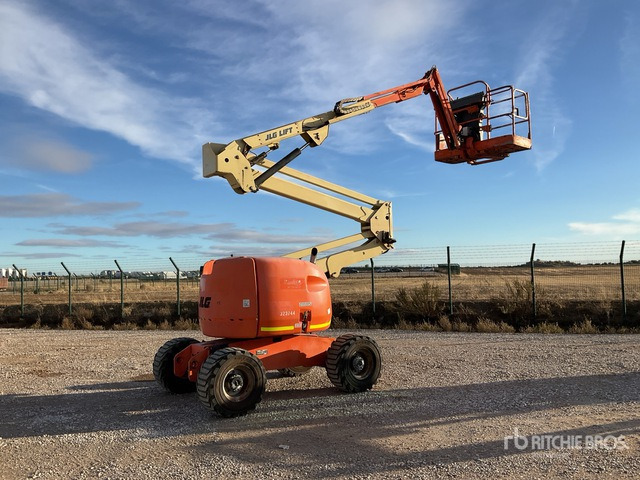 2011 JLG 450AJ 4WD Diesel Articulating Boom Lift - Nacela articulata: Foto 2 2011 JLG 450AJ 4WD Diesel Articulating Boom Lift - Nacela articulata: Foto 2