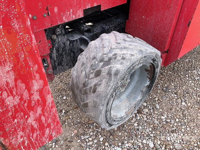 2011 Manitou 120SC 4x4 Diesel Scissor Lift - Platforma foarfeca: Foto 5 2011 Manitou 120SC 4x4 Diesel Scissor Lift - Platforma foarfeca: Foto 5