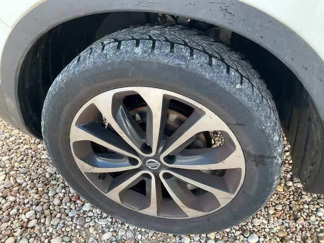 2011 Nissan Qashqai SUV - SUV: Foto 3 2011 Nissan Qashqai SUV - SUV: Foto 3