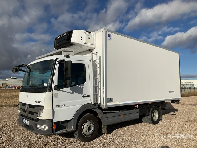 2012 Mercedes-Benz Atego 1018 4x2 Refrigerated Truck - Camion frigider: Foto 2 2012 Mercedes-Benz Atego 1018 4x2 Refrigerated Truck - Camion frigider: Foto 2