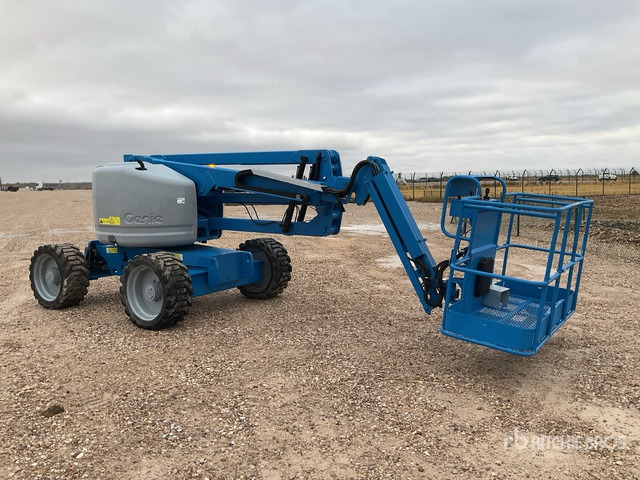 2013 Genie Z45/25J 4WD Diesel Articulating Boom Lift - Nacela articulata: Foto 3 2013 Genie Z45/25J 4WD Diesel Articulating Boom Lift - Nacela articulata: Foto 3