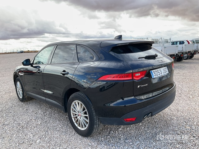 2016 Jaguar F Pace Automobile - SUV: Foto 2 2016 Jaguar F Pace Automobile - SUV: Foto 2