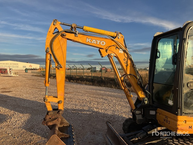 2018 Kato HD27V4 Mini Excavator: <6.6t - Mini excavator: Foto 5 2018 Kato HD27V4 Mini Excavator: <6.6t - Mini excavator: Foto 5