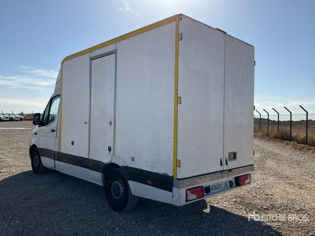 2020 Mercedes-Benz Sprinter 4x2 Refrigerated Truck - Camion frigider: Foto 3 2020 Mercedes-Benz Sprinter 4x2 Refrigerated Truck - Camion frigider: Foto 3