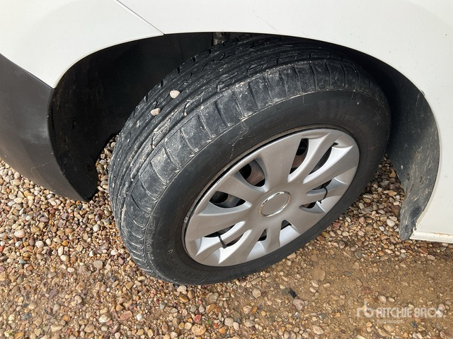 2021 Citroen Berlingo 5 Passenger Van - Microbuz, Transport persoane: Foto 5 2021 Citroen Berlingo 5 Passenger Van - Microbuz, Transport persoane: Foto 5