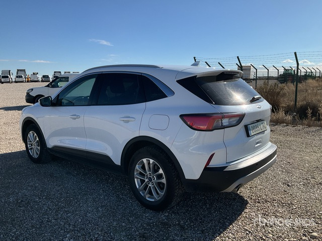 2021 Ford Kuga Automobile - SUV: Foto 2 2021 Ford Kuga Automobile - SUV: Foto 2