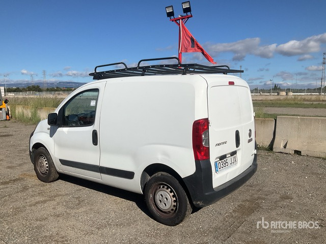 2015 Fiat Fiorino Van Truck - Autoutilitară: Foto 2 2015 Fiat Fiorino Van Truck - Autoutilitară: Foto 2
