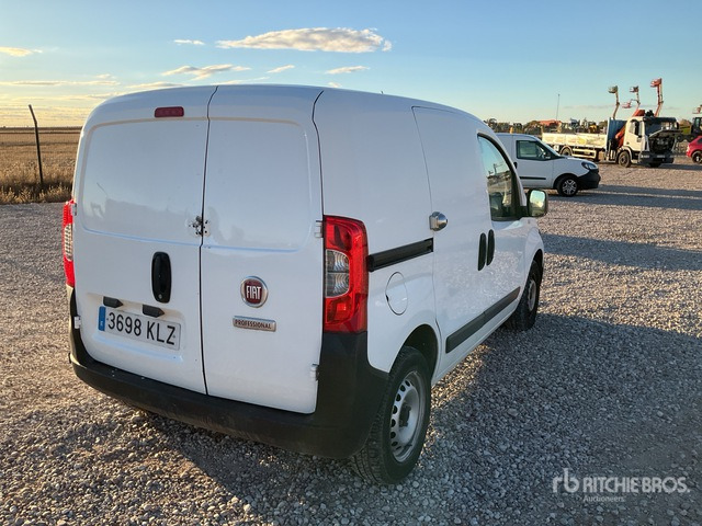 2018 Fiat Fiorino Cargo Van - Autoutilitară: Foto 3 2018 Fiat Fiorino Cargo Van - Autoutilitară: Foto 3