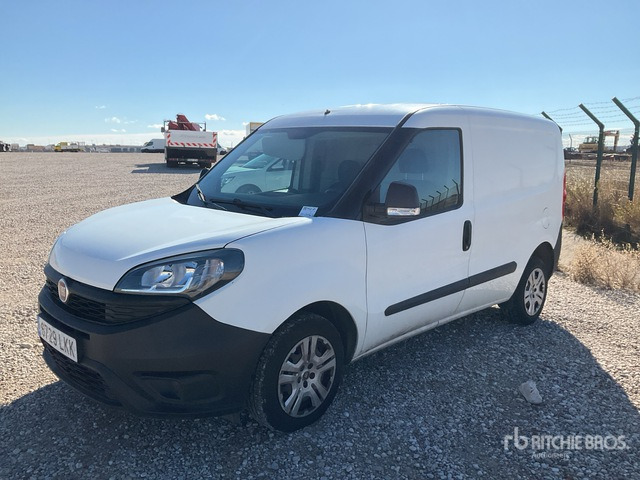 2020 Fiat Doblo Cargo Van - Autoutilitară: Foto 1 2020 Fiat Doblo Cargo Van - Autoutilitară: Foto 1