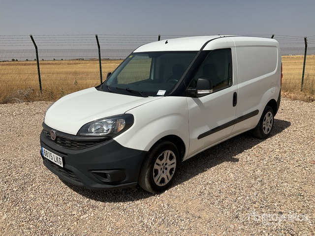 2021 Fiat Doblo ' Cargo Cargo Van - Autoutilitară: Foto 1 2021 Fiat Doblo ' Cargo Cargo Van - Autoutilitară: Foto 1