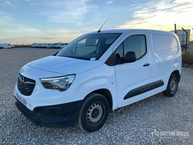 2021 Opel Combo Cargo Van - Autoutilitară: Foto 1 2021 Opel Combo Cargo Van - Autoutilitară: Foto 1