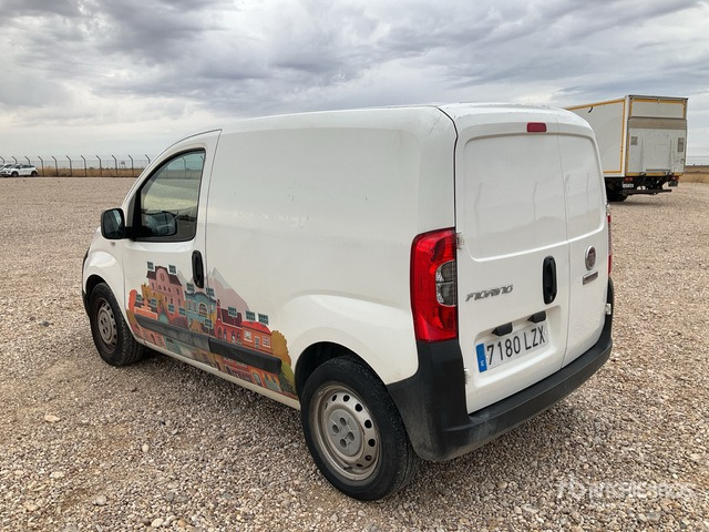 2022 Fiat Fiorino Cargo Van - Autoutilitară: Foto 3 2022 Fiat Fiorino Cargo Van - Autoutilitară: Foto 3