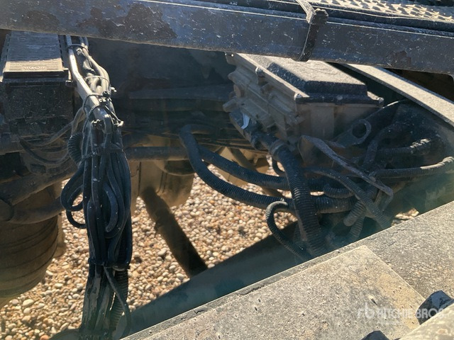 2006 Volvo FH16-660 6x4 T/A Sleeper Truck Tractor - Cap tractor: Foto 5 2006 Volvo FH16-660 6x4 T/A Sleeper Truck Tractor - Cap tractor: Foto 5