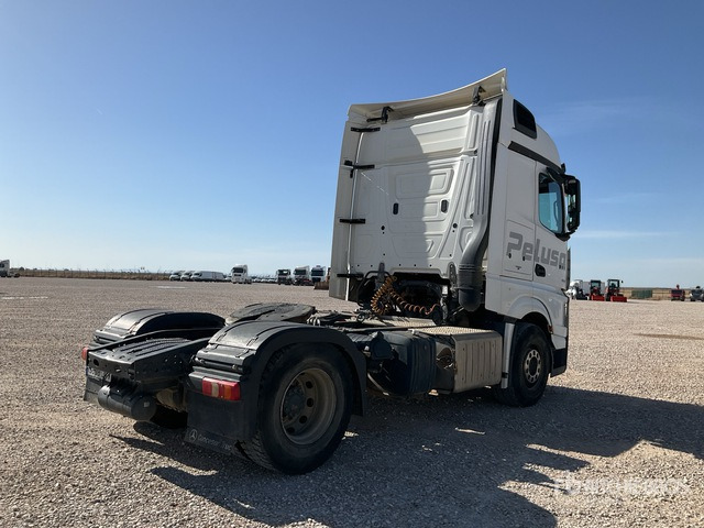 2016 Mercedes-Benz Actros 1851 LS 4x2 S/A Sleeper Truck Tractor - Cap tractor: Foto 4 2016 Mercedes-Benz Actros 1851 LS 4x2 S/A Sleeper Truck Tractor - Cap tractor: Foto 4